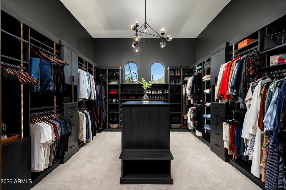 Real Estate Picture 32