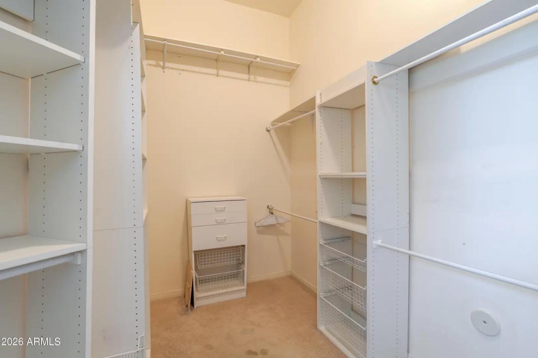 Real Estate Picture 24