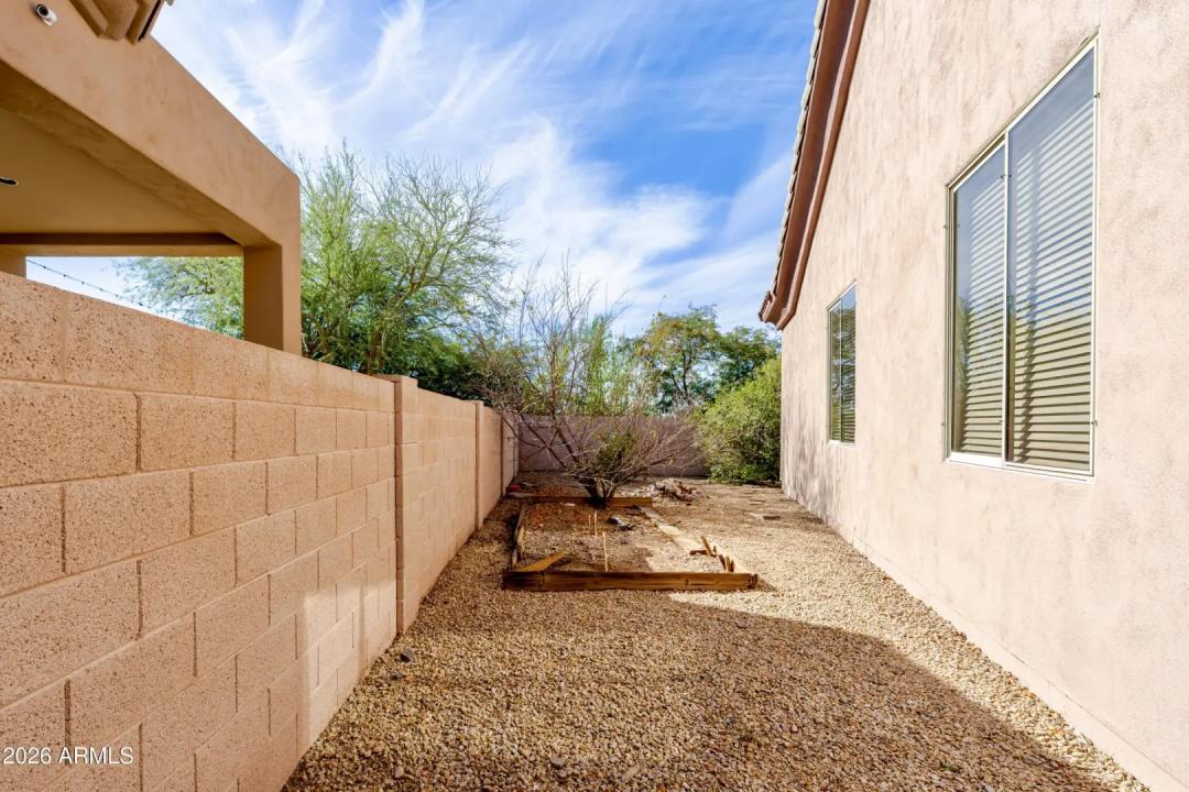 Real Estate Picture 35