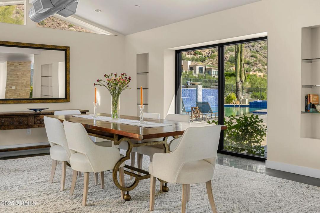 Real Estate Picture 15