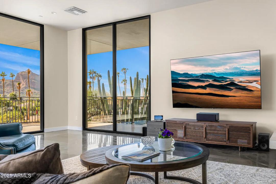 Real Estate Picture 6