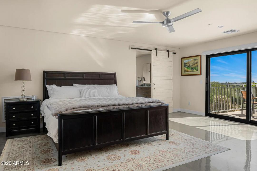 Real Estate Picture 18