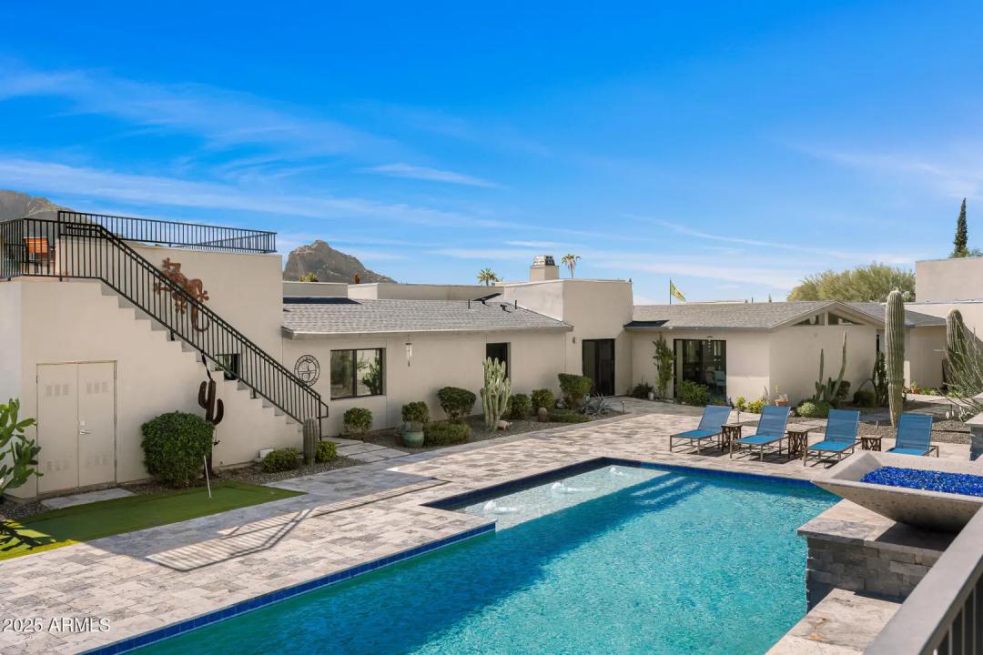 Real Estate Picture 32