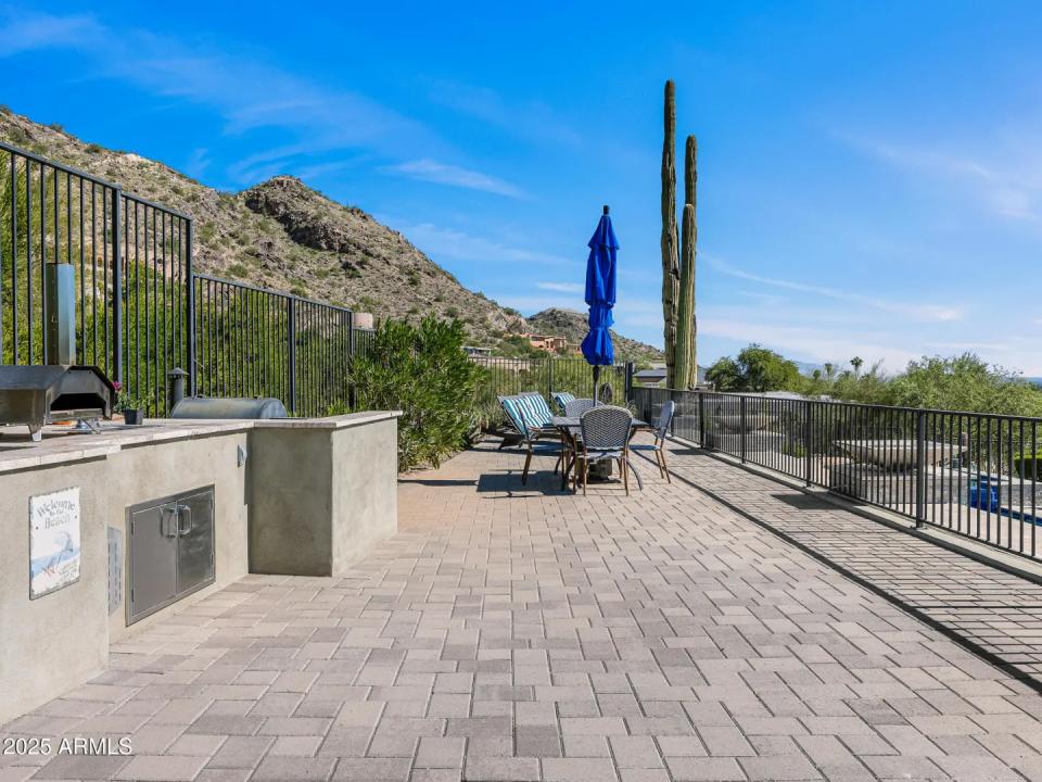 Real Estate Picture 36