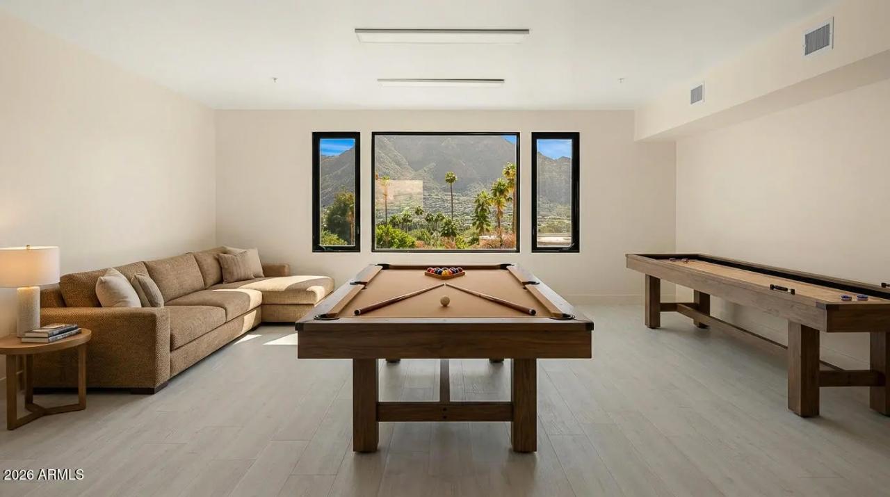 Real Estate Picture 42