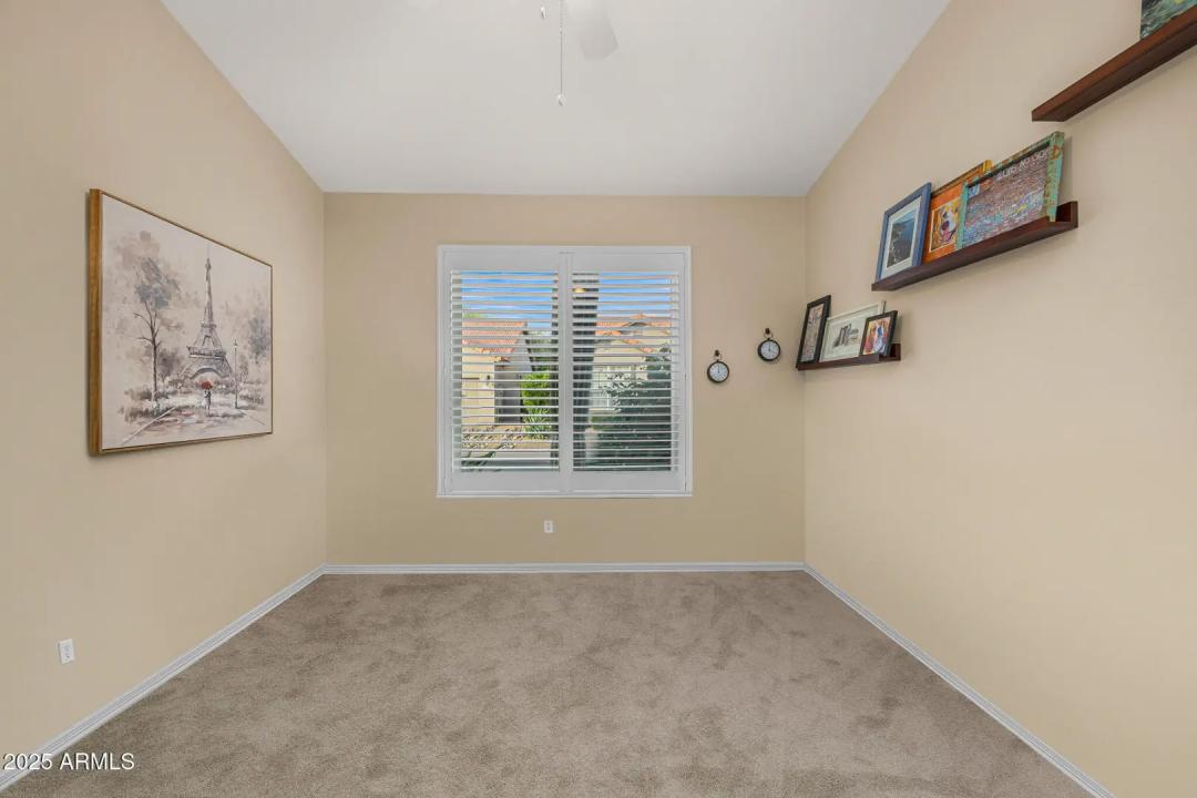 Real Estate Picture 17