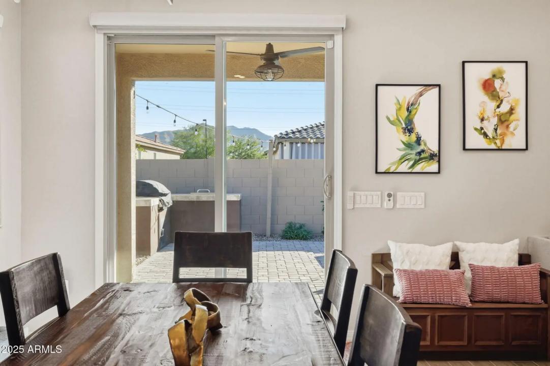 Real Estate Picture 15