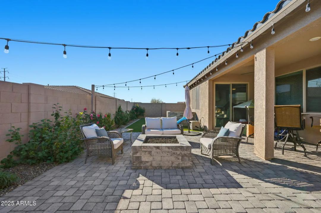 Real Estate Picture 16