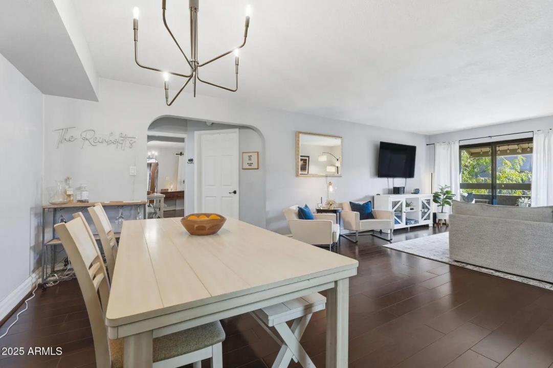 Real Estate Picture 10