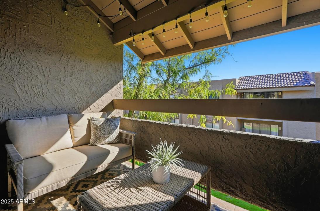 Real Estate Picture 25