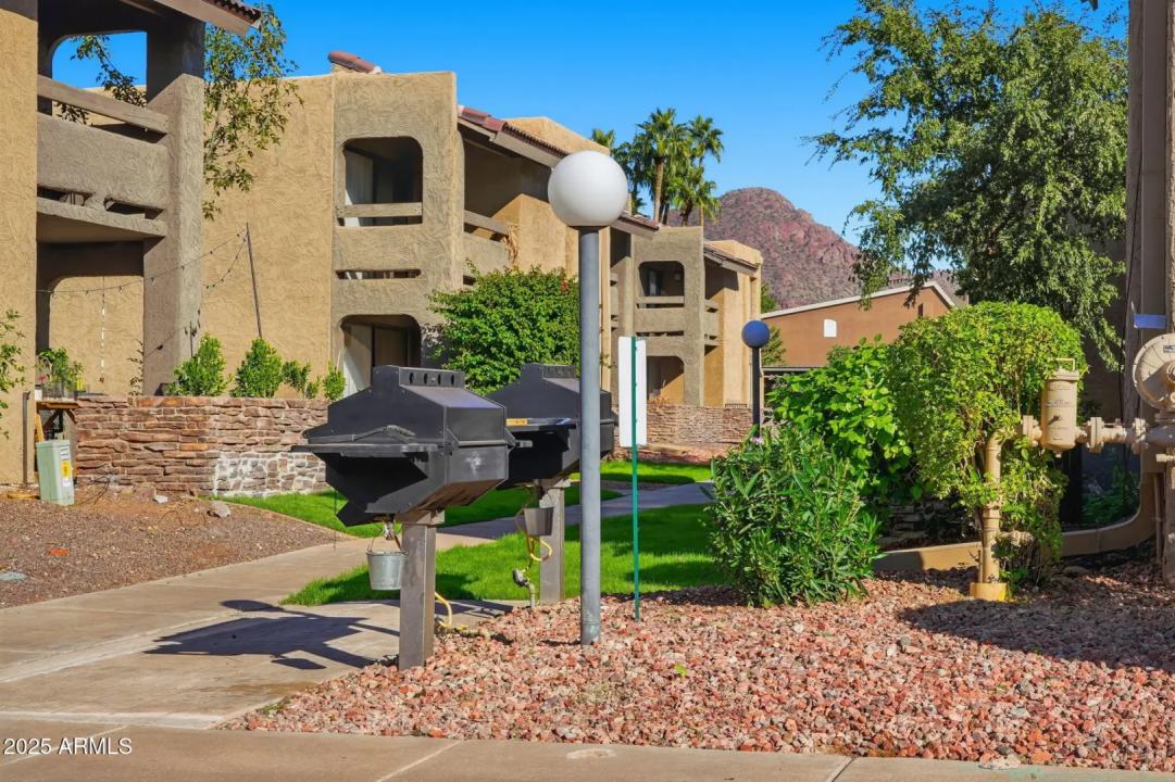 Real Estate Picture 27