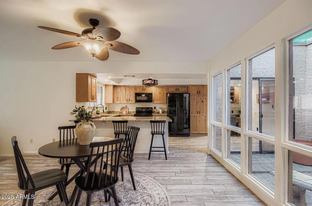 Real Estate Picture 6