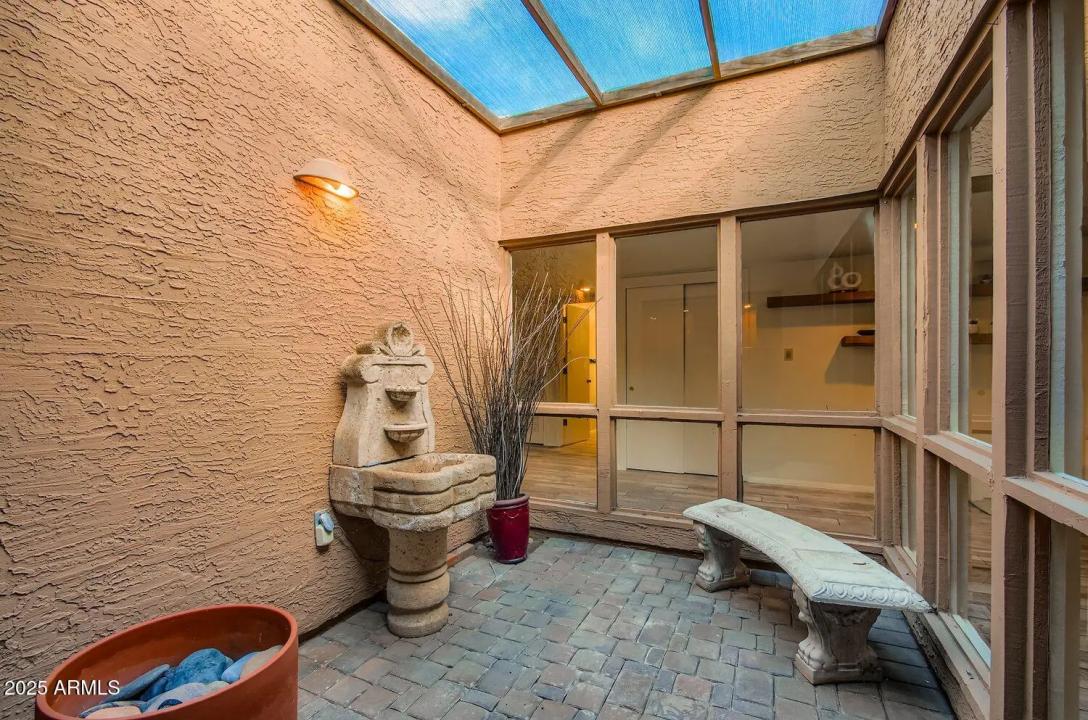 Real Estate Picture 26