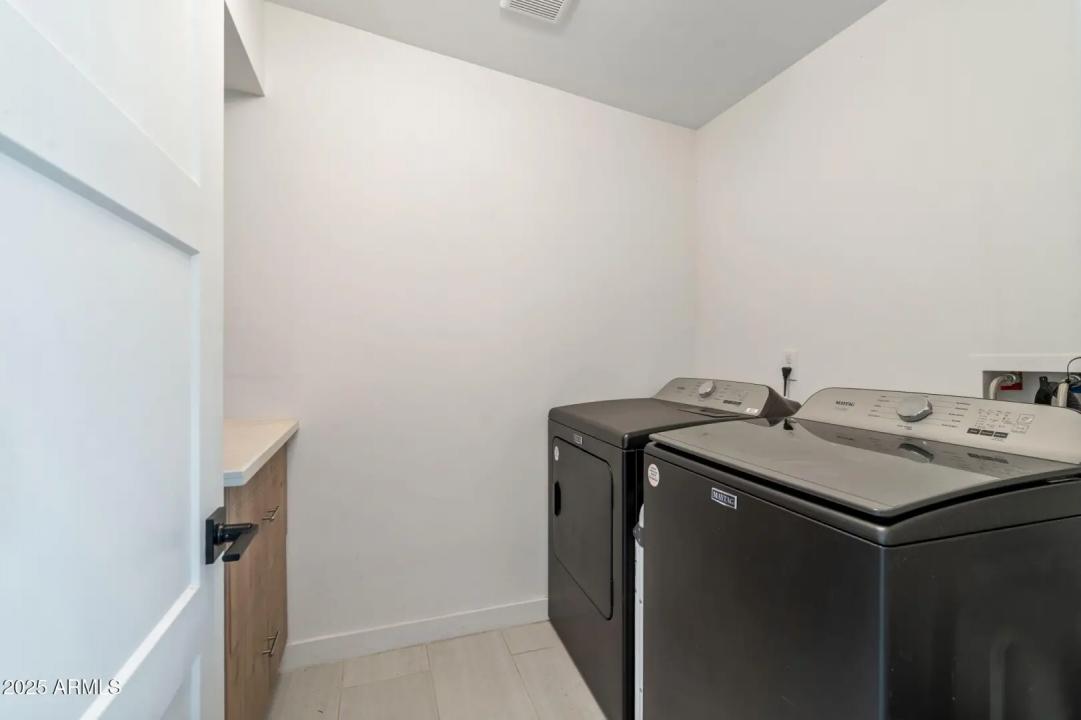 Real Estate Picture 21