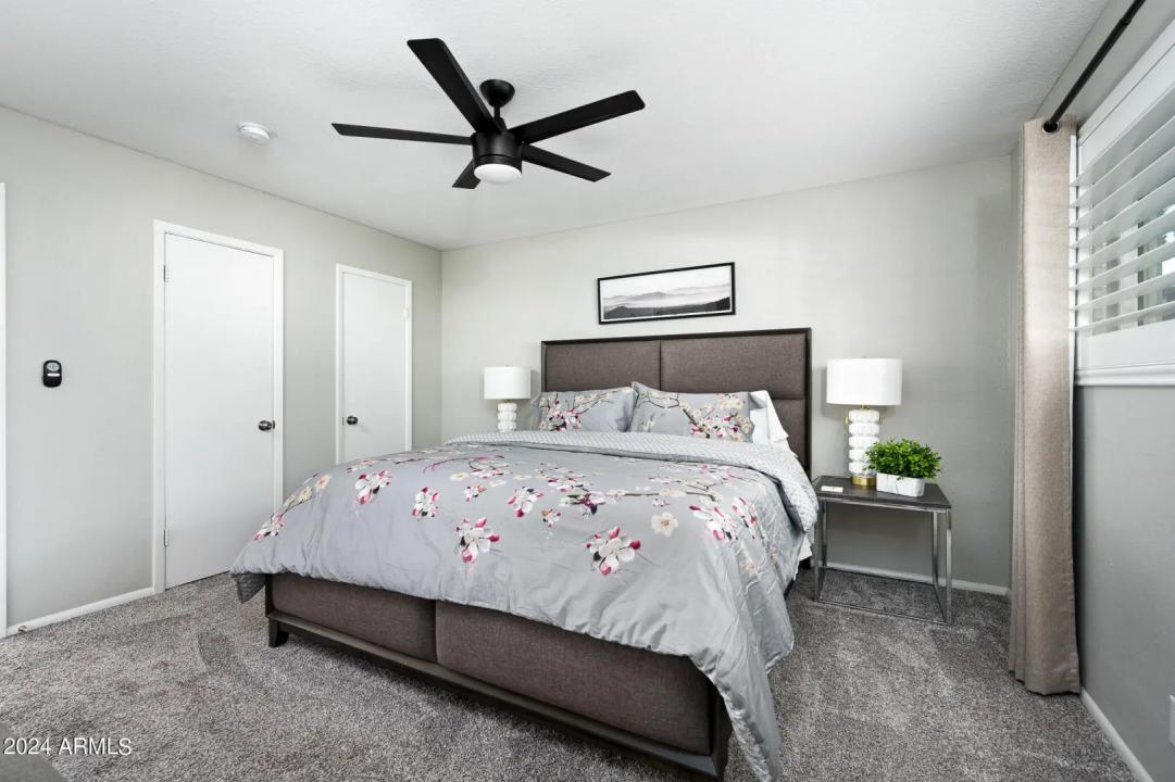 Real Estate Picture 13