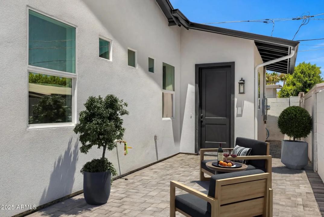 Real Estate Picture 20