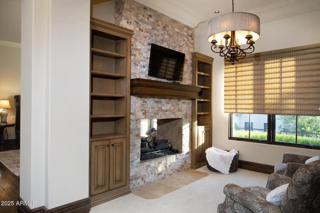 Real Estate Picture 20