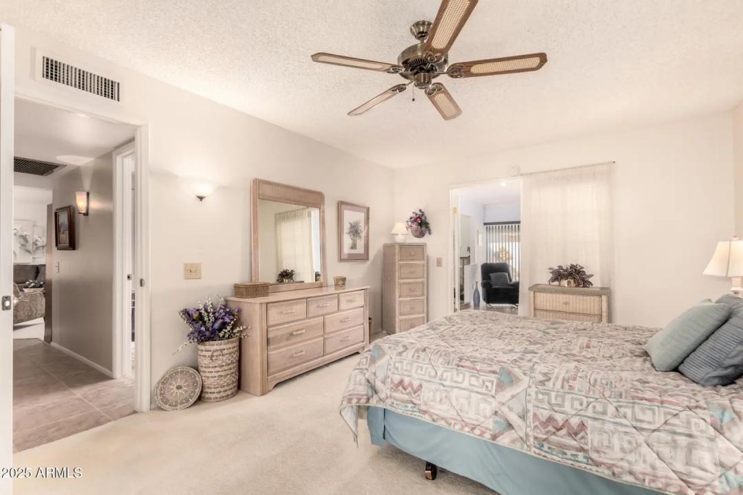 Real Estate Picture 17