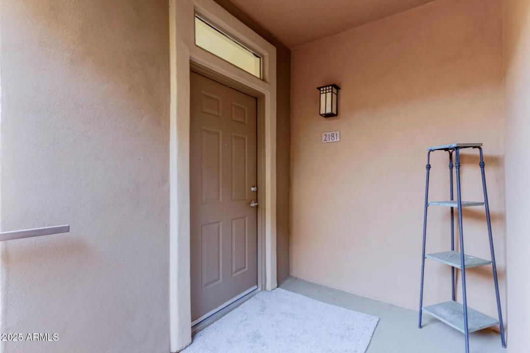 Real Estate Picture 5