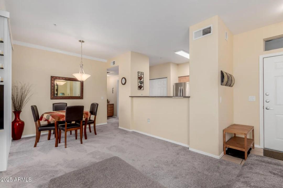 Real Estate Picture 8