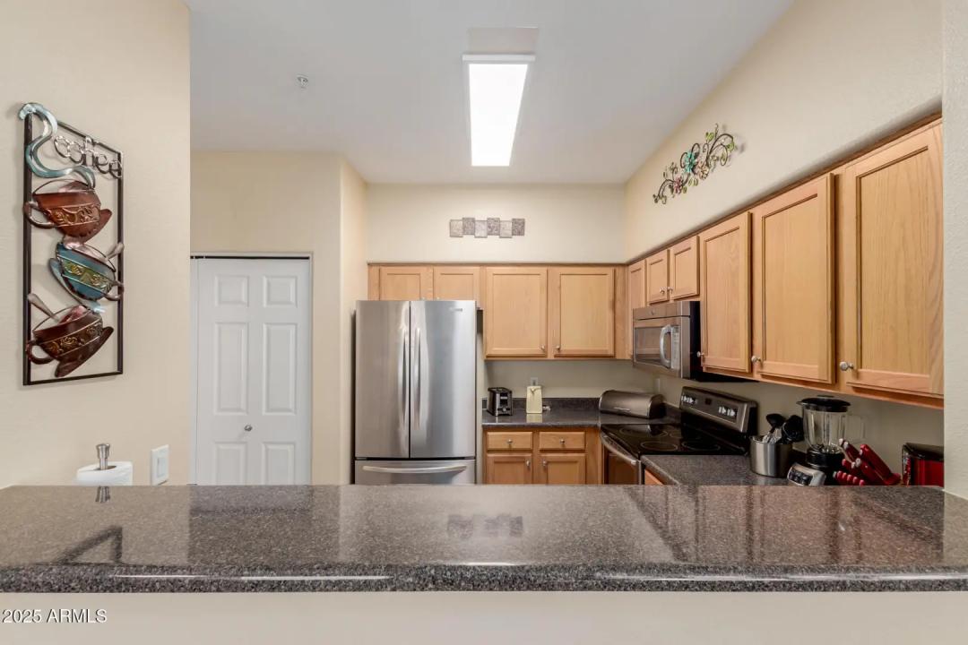 Real Estate Picture 11