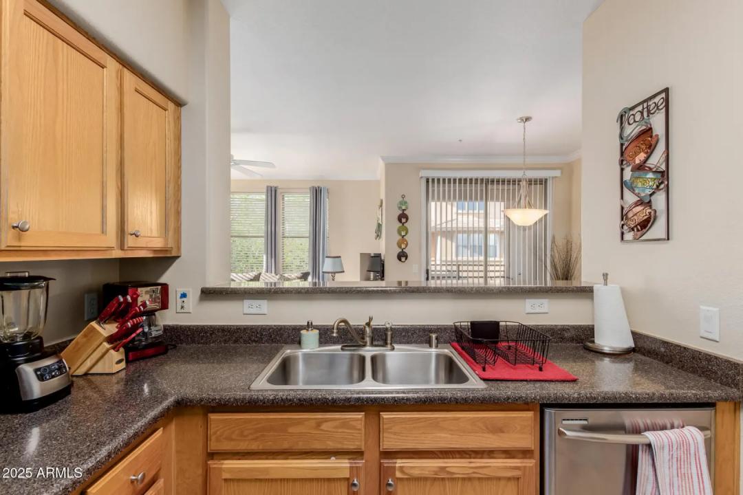 Real Estate Picture 17