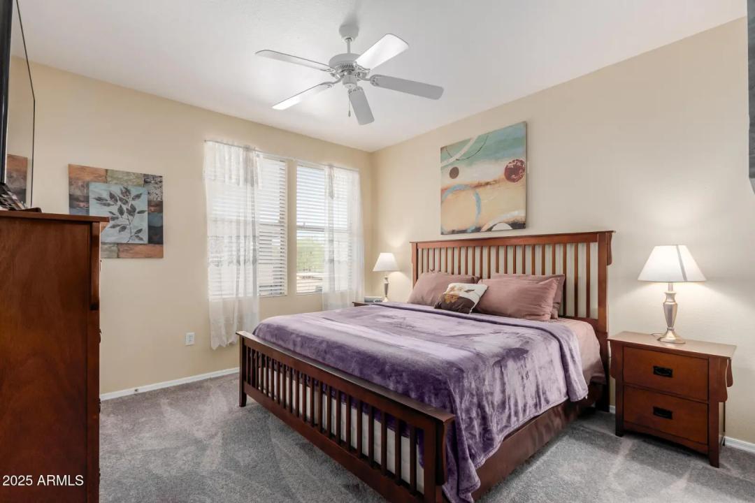 Real Estate Picture 18