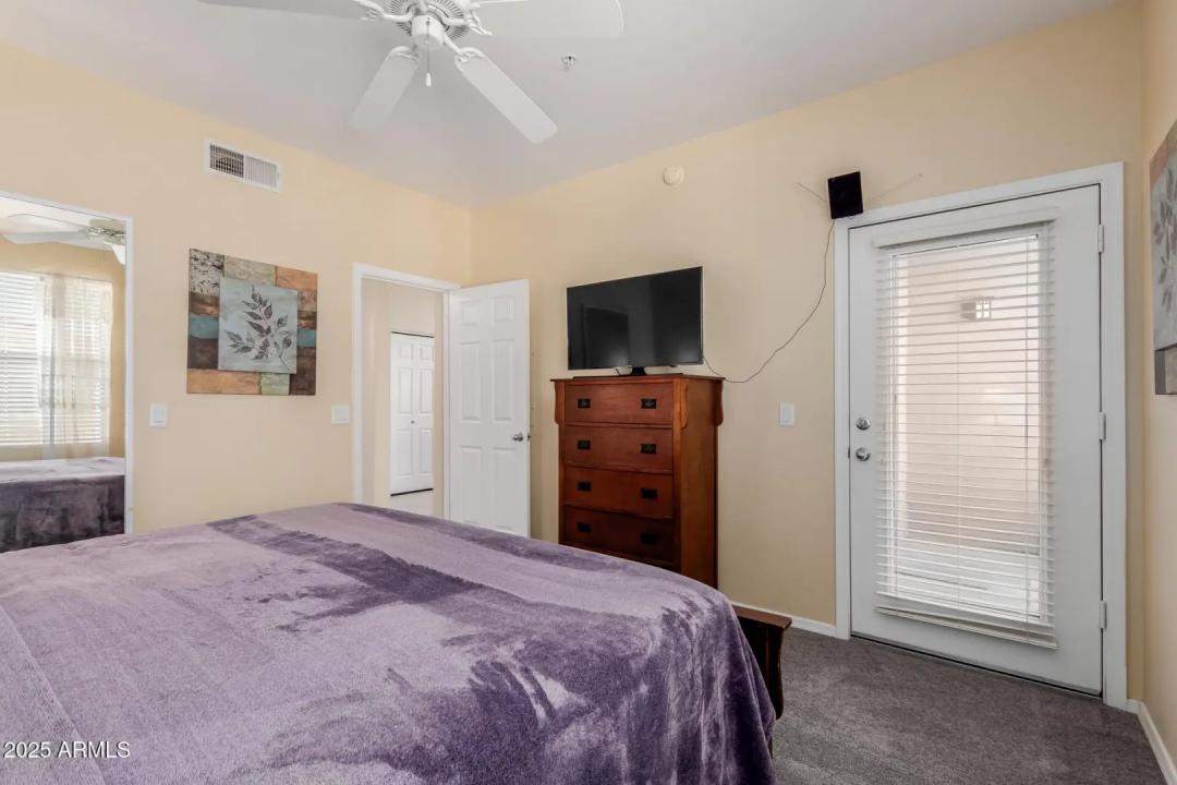 Real Estate Picture 19