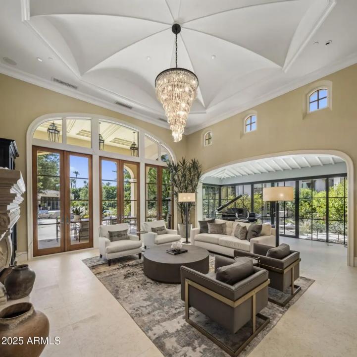 Real Estate Picture 15