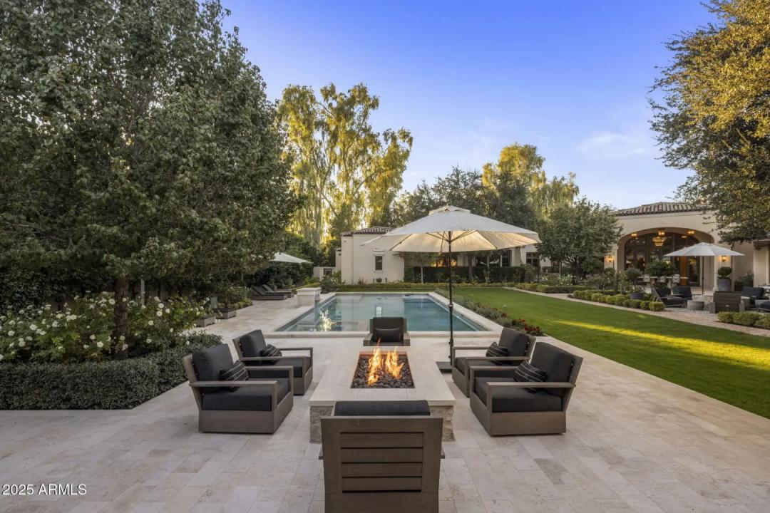 Real Estate Picture 30