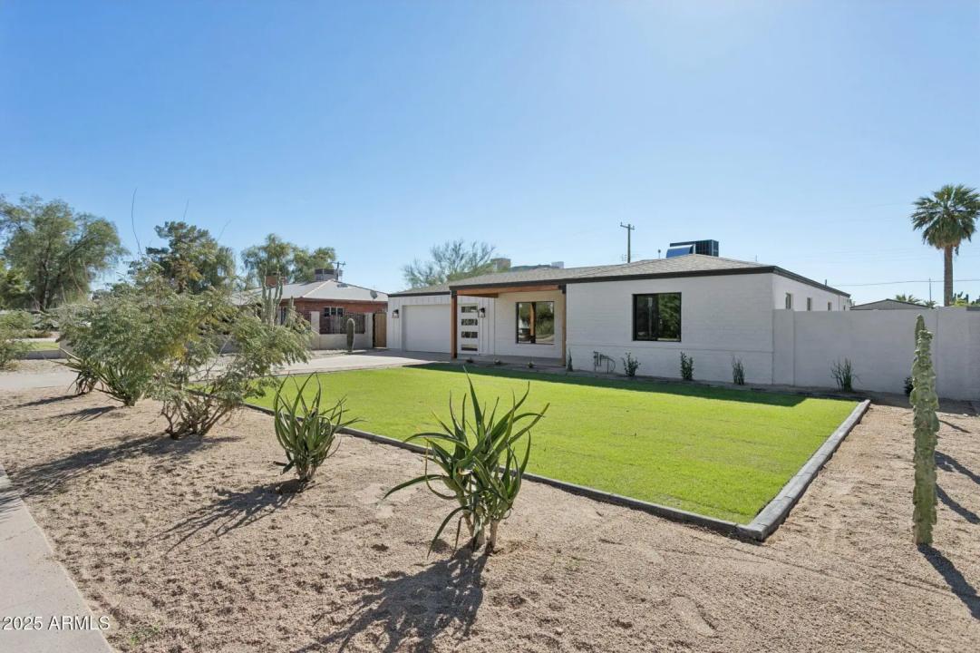 Real Estate Picture 2