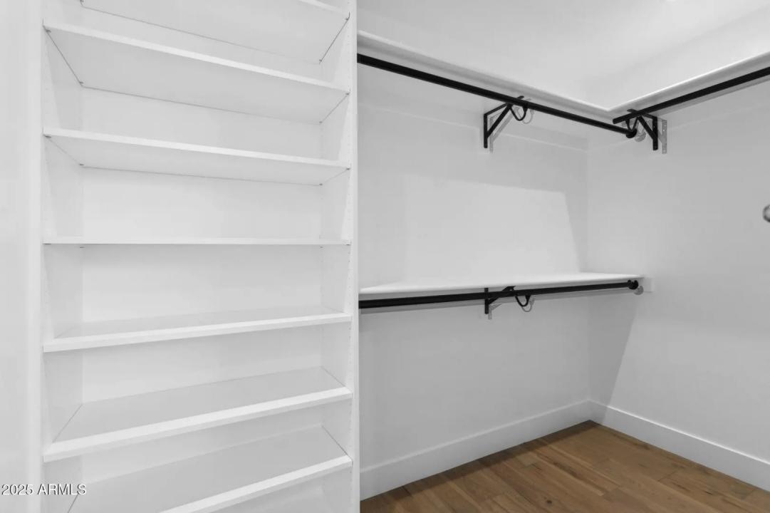 Real Estate Picture 13