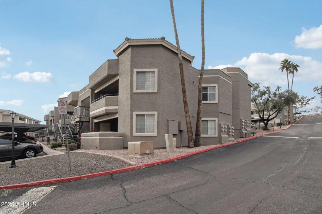 Real Estate Picture 20