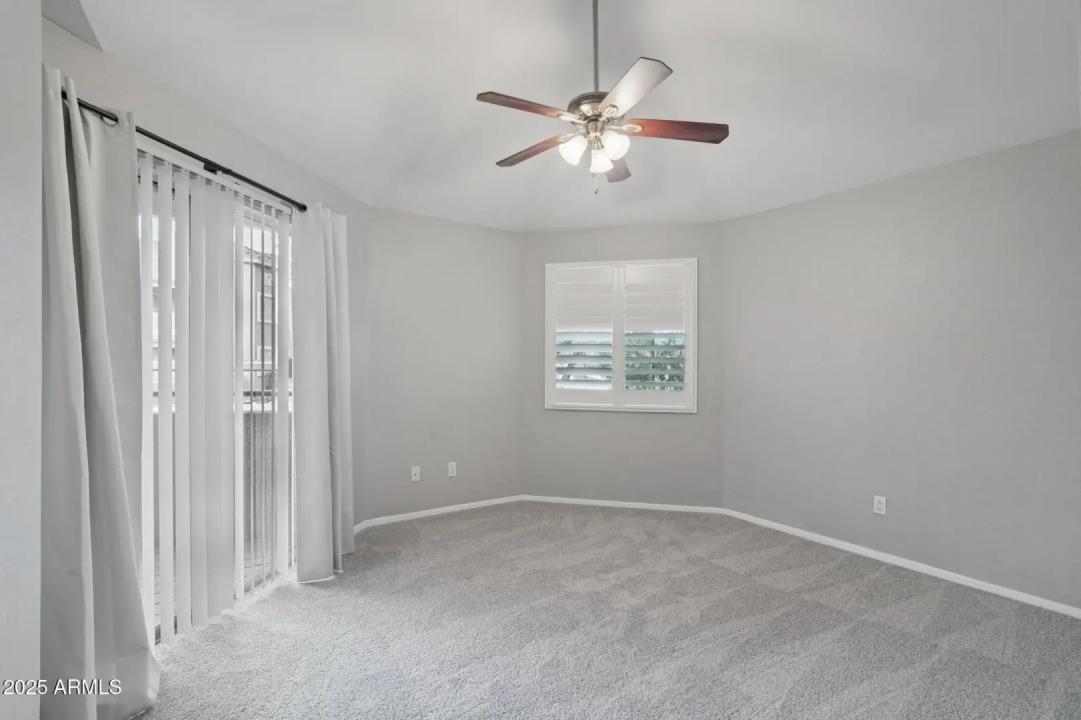 Real Estate Picture 8