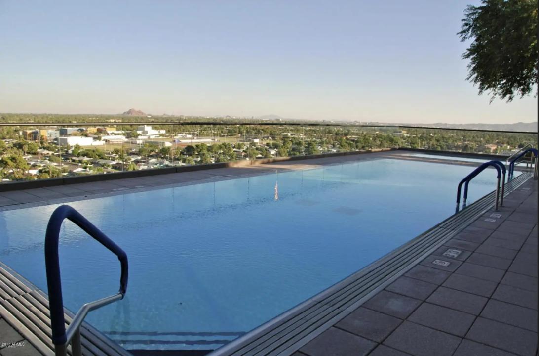 Real Estate Picture 5