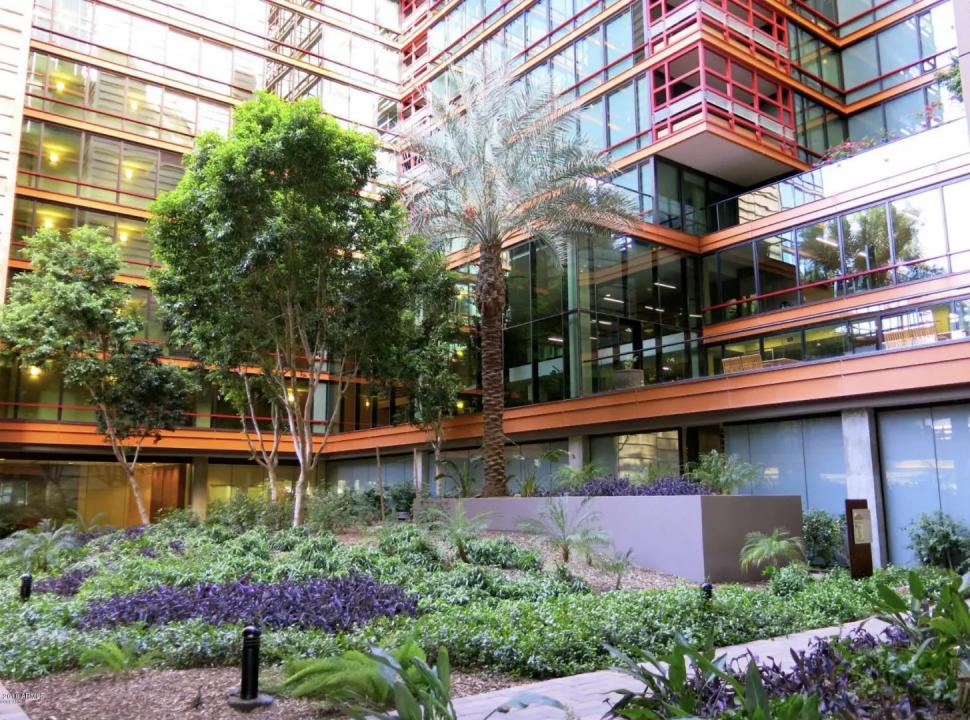 Real Estate Picture 7