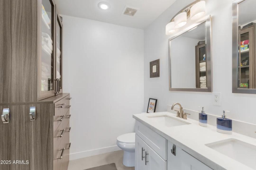 Real Estate Picture 17