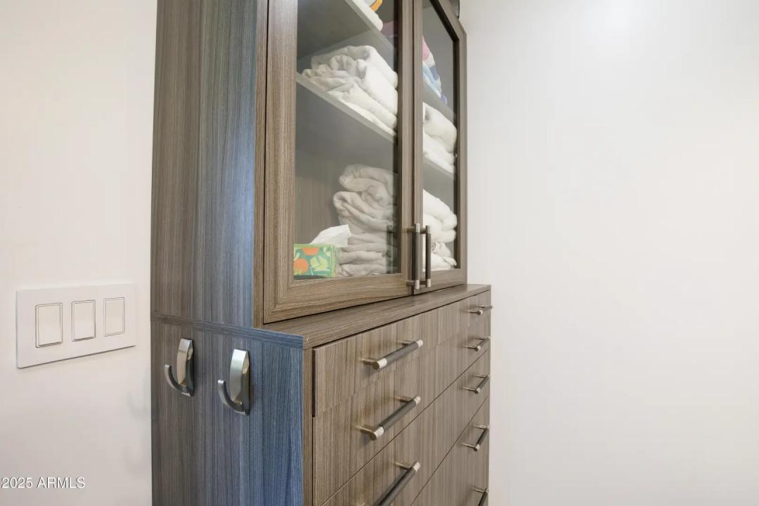 Real Estate Picture 18