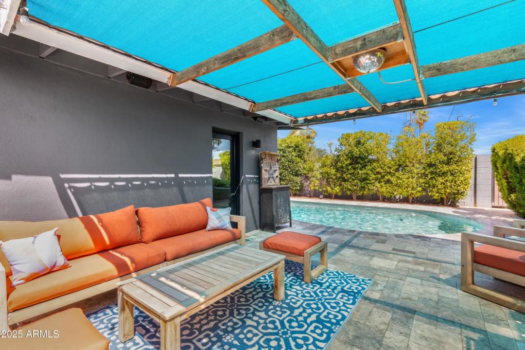 Real Estate Picture 32