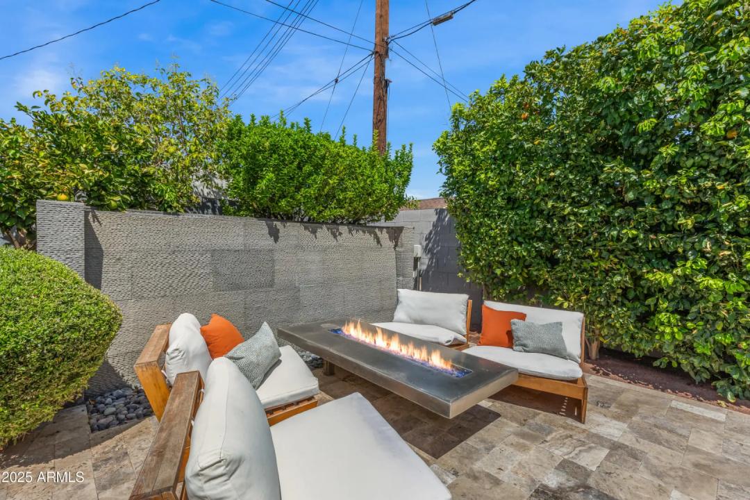 Real Estate Picture 34