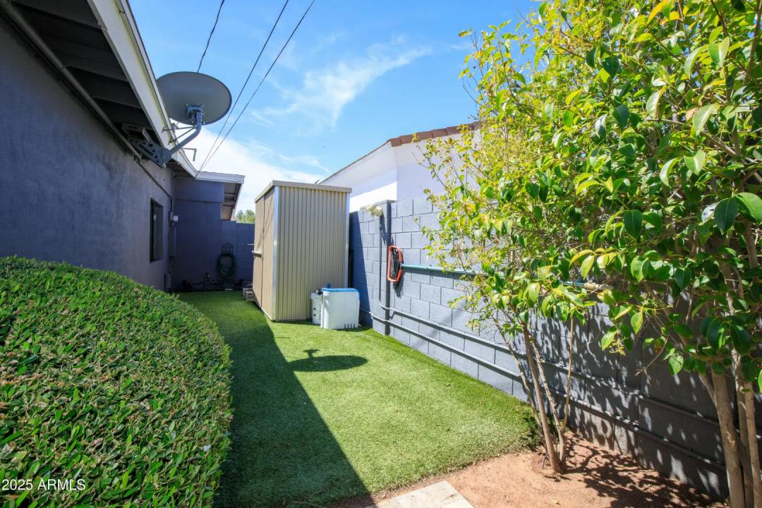 Real Estate Picture 39