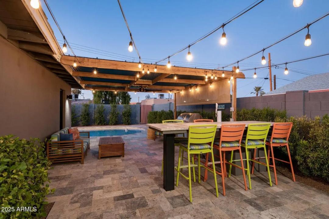 Real Estate Picture 42