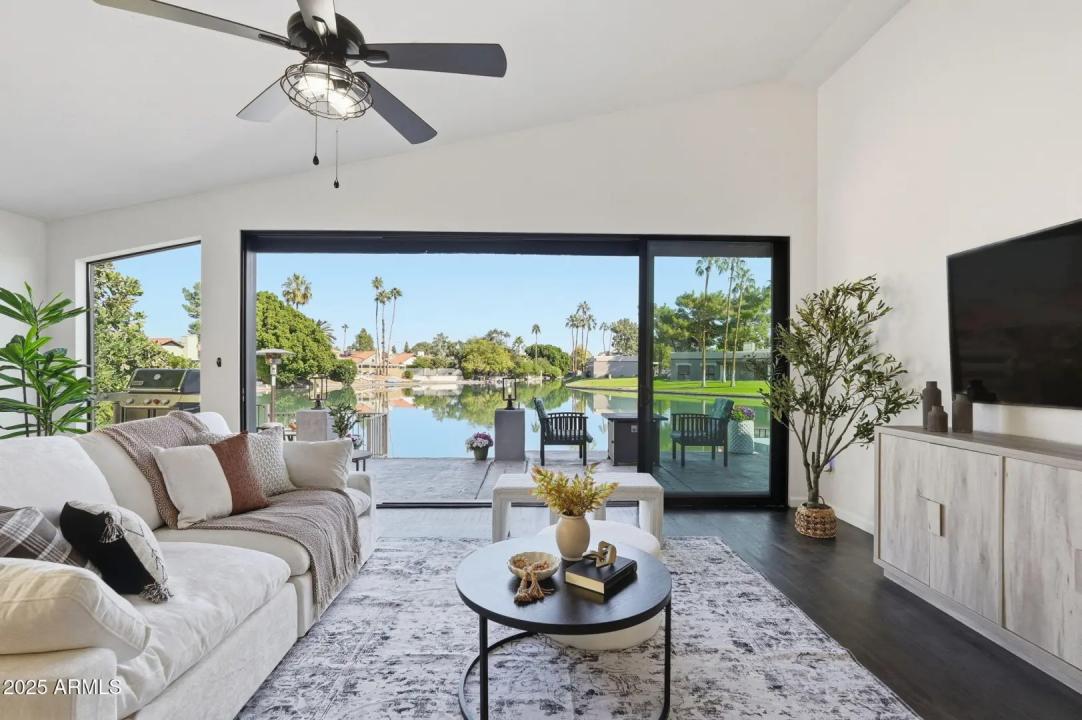 Real Estate Picture 2