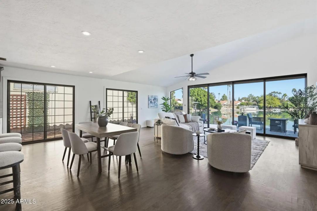 Real Estate Picture 23