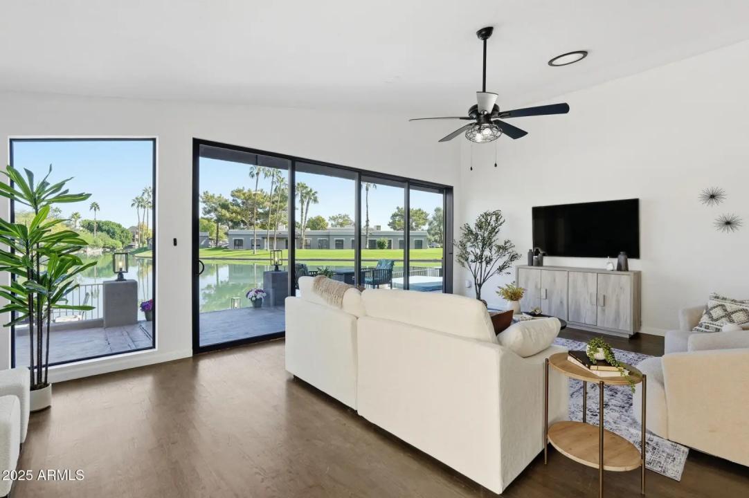 Real Estate Picture 37