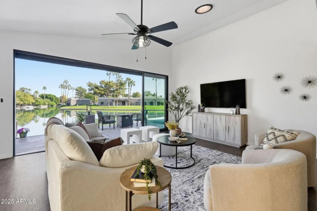 Real Estate Picture 38