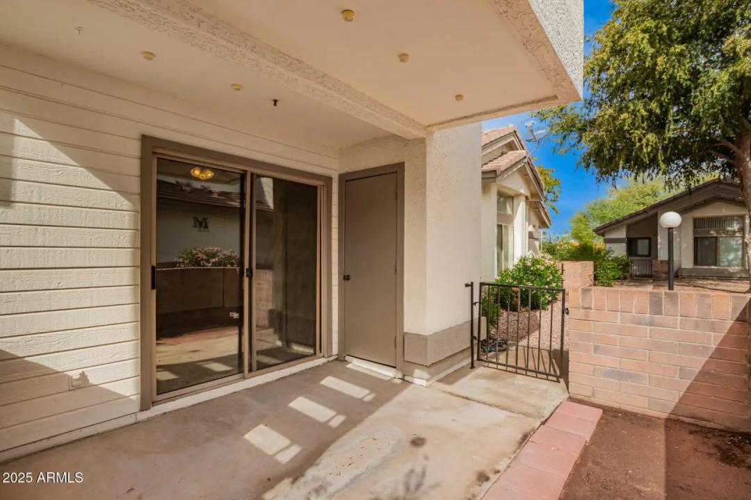 Real Estate Picture 24