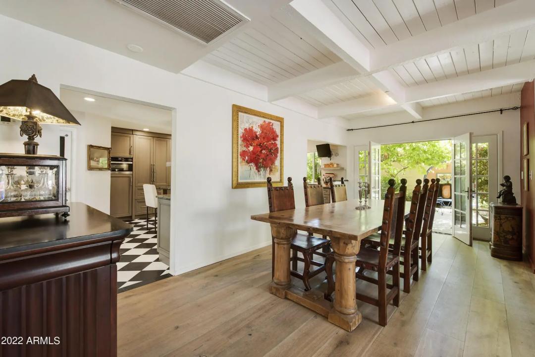 Real Estate Picture 23