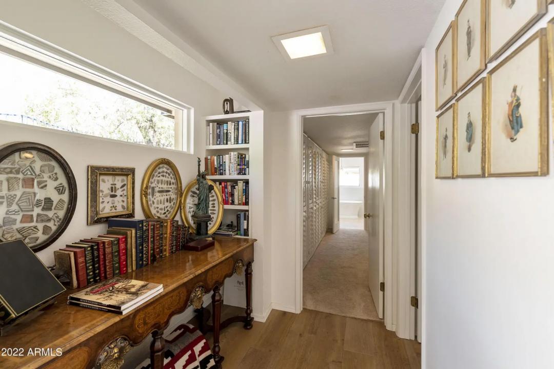 Real Estate Picture 38