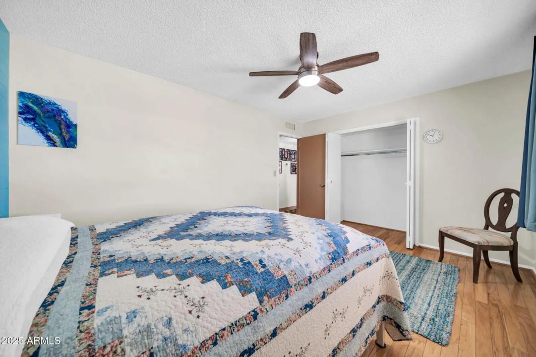 Real Estate Picture 16